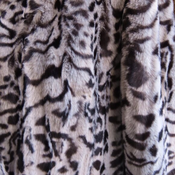 Adore Faux fur coat - Picture 4 of 6